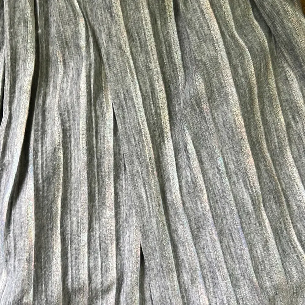 5 for $20 Justice Heathered Gray Shimmer Stripe Pleated A-Line Skirt